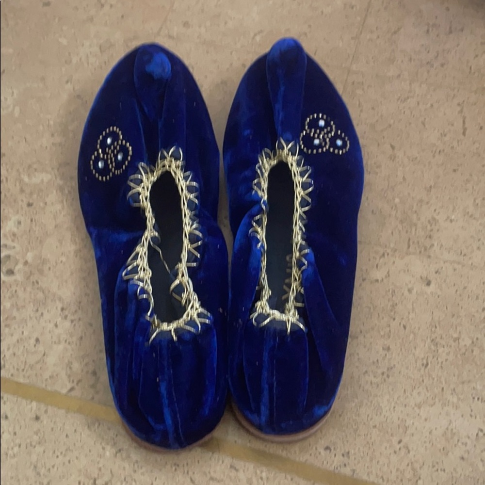 Vintage velour slip ons - Picture 3 of 6